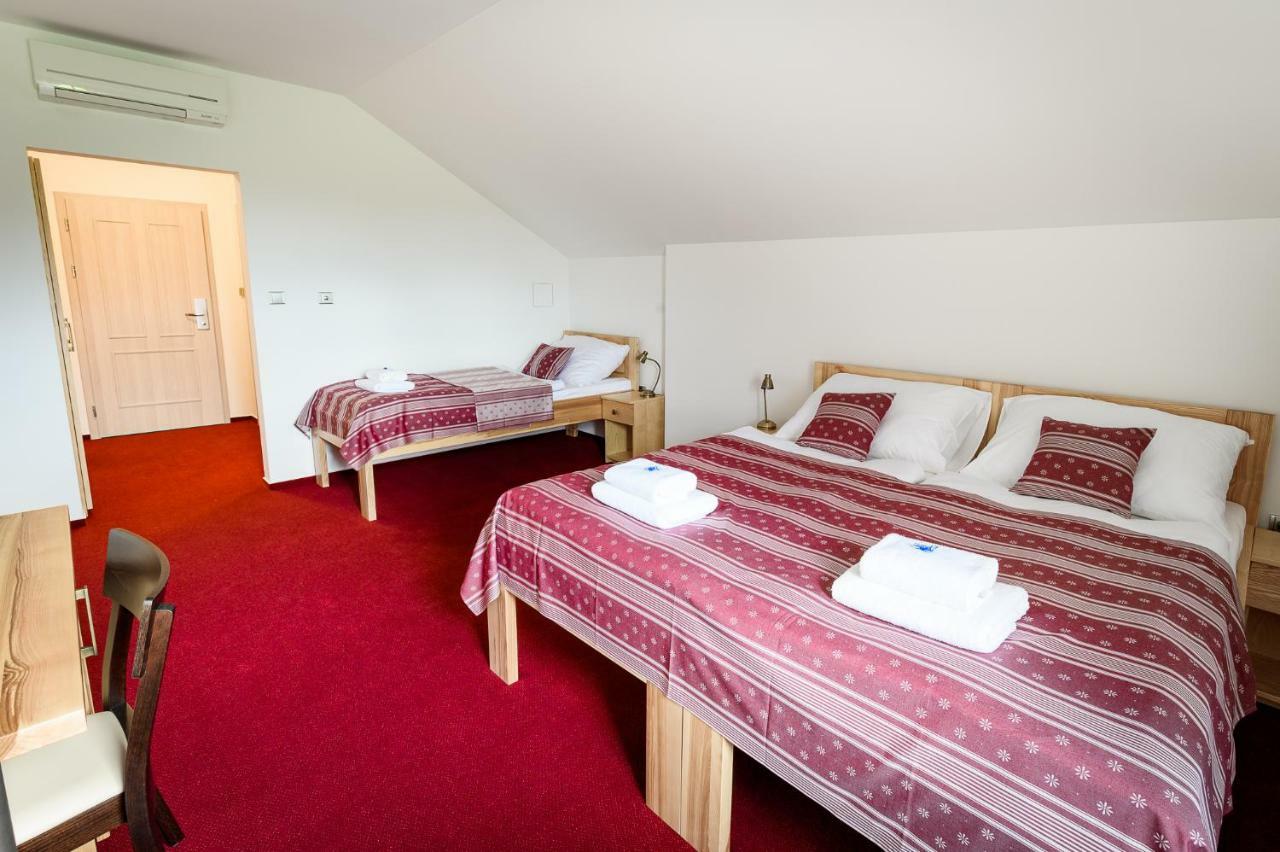 Vencluv Statek Hotel Javornice Eksteriør billede